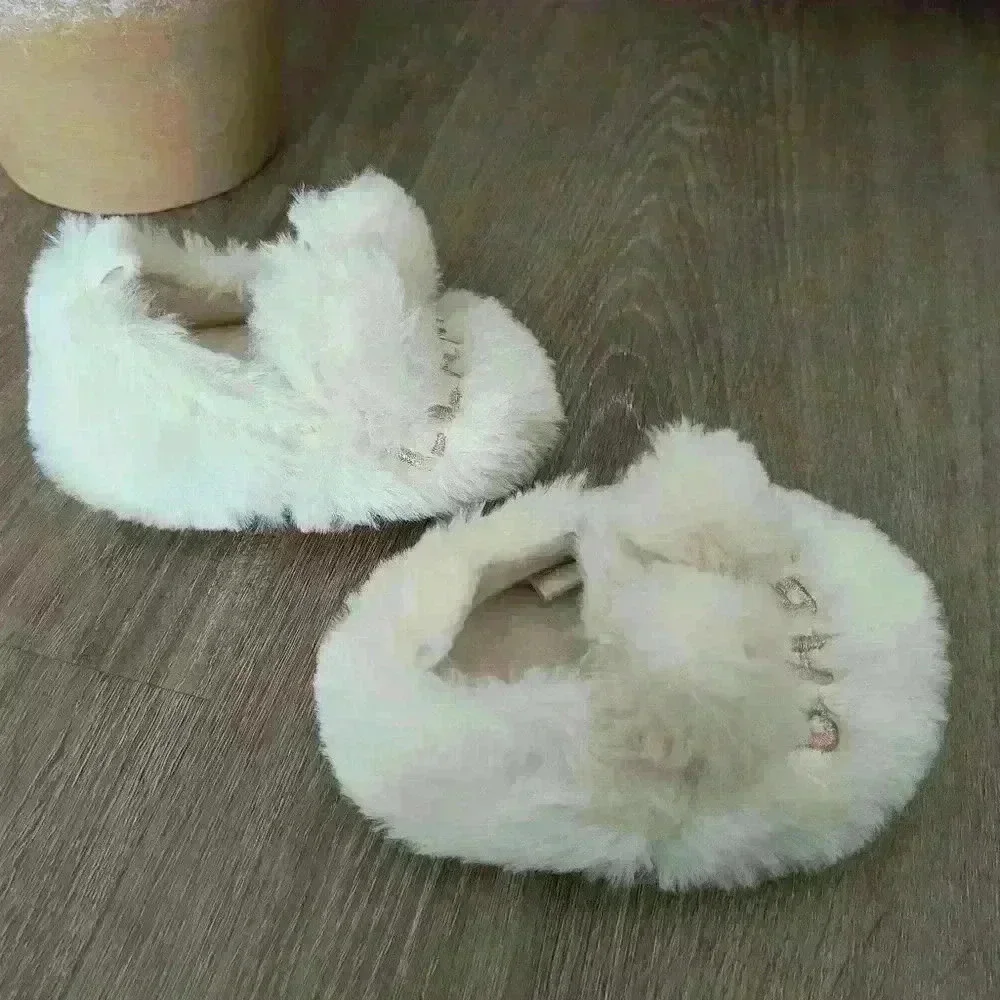 Lauren Conrad Baby Llama Baby Fur Slippers Size 3-6 Months Ivory
